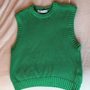 Zara Green Sleeveless Knit Vest Top